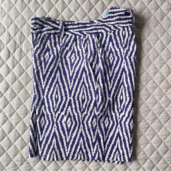 J. McLaughlin Dawson Iris shorts - Picture 3 of 7